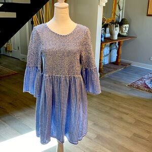 Vasna fun sear sucker cornflower dress.